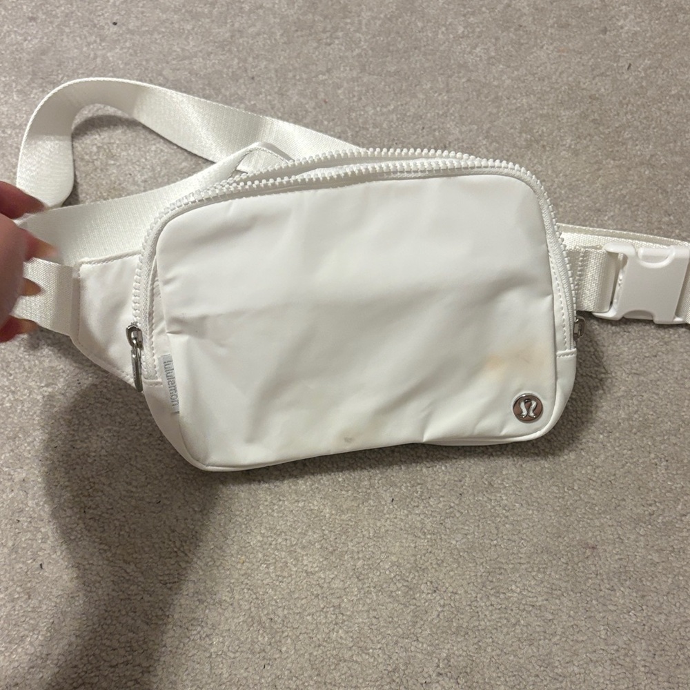 Lululemon Athletica Cream Belt Bag